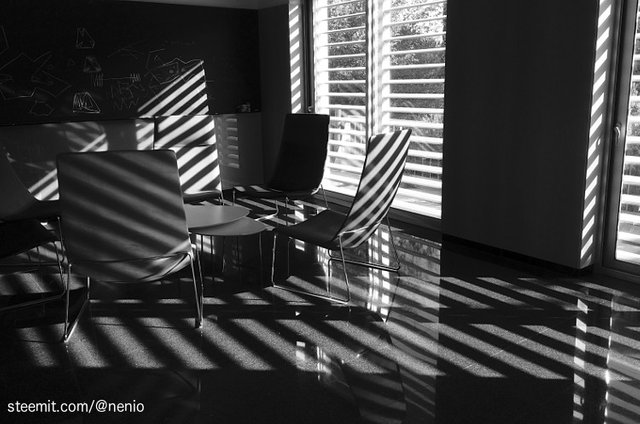 shadows-living-01-bw.jpg