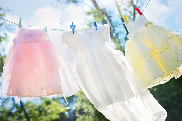 clothesline-804812_1280.jpg