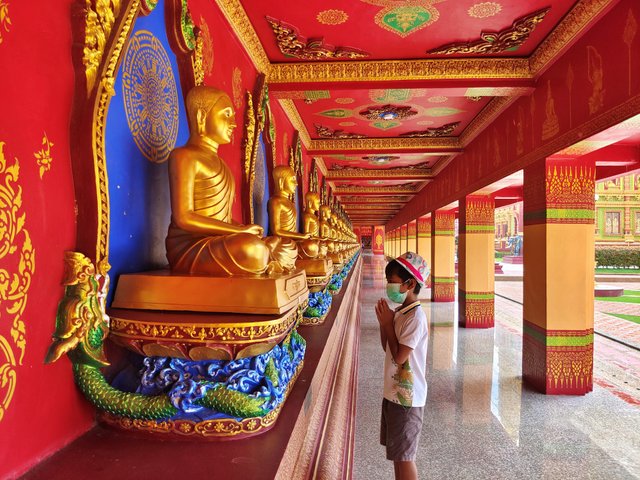 Buddha Statues