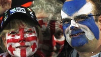 xrugby-fans-face-painted-21560402.jpg.pagespeed.ic.yp_HFDS1bf.jpg