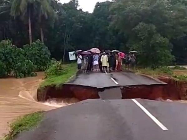 1533830914-Kerala_floods_ANI.jpg