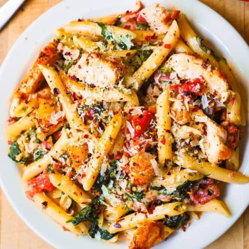 chicken-pasta-with-bacon-spinach-tomatoes-500x500.jpg