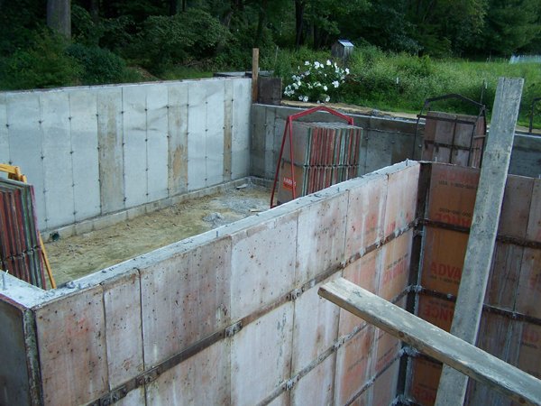 Construction - walls revealed2 crop August 2019.jpg