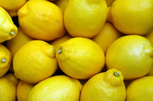 lemons-2039830_1280.webp