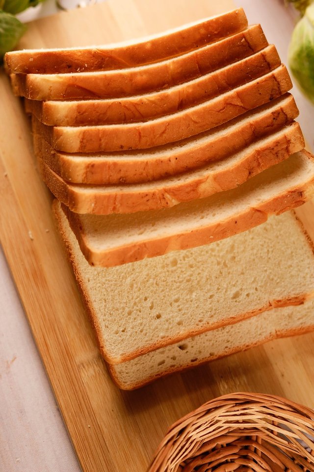 sliced-bread-7087438_1280.jpg