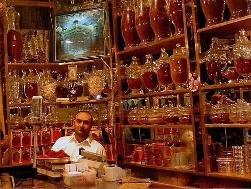 Saffron shop in Iran.jpg