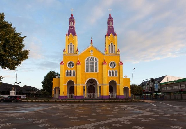 chile-church-chiloe-castro-san-francisco.jpg