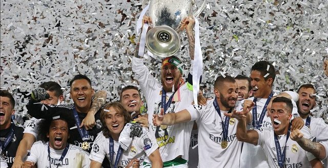 Real-Madrid-2016-champions-league-winners.jpg