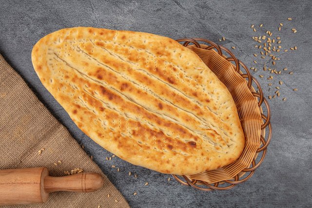 pakistani-plain-naan-7155154_1280.jpg