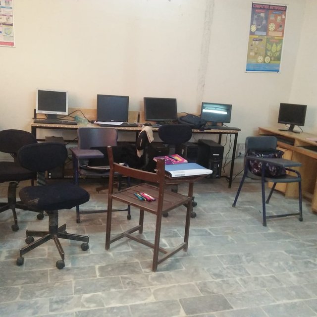 computer lab.jpg