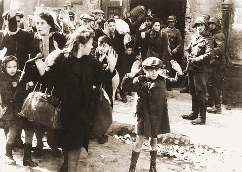 Fear-Hands-Up-Warsaw-Child-Armed-Ghetto-67736.jpg