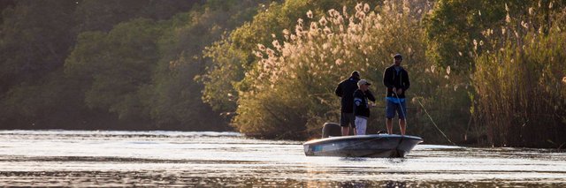 ichingo-safari-lodge-botswana-safari-boating.jpg