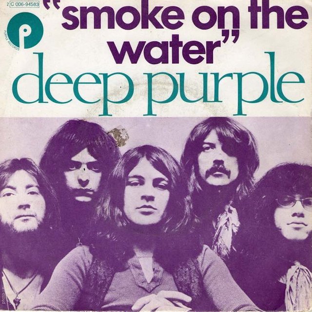 Deep-Purple-Smoke-On-The-Water-1973.jpg