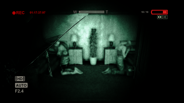 Outlast 10_12_2019 7_06_45 PM.png