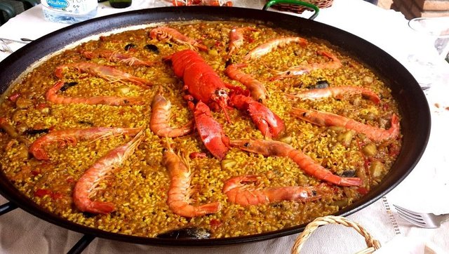 plato-de-paella-espanola.jpg