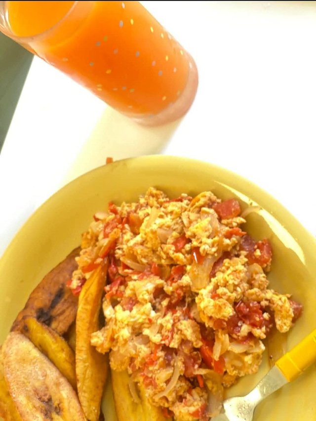 WhatsApp Image 2025-11-01 at 20.00.44_411fbf70.jpg