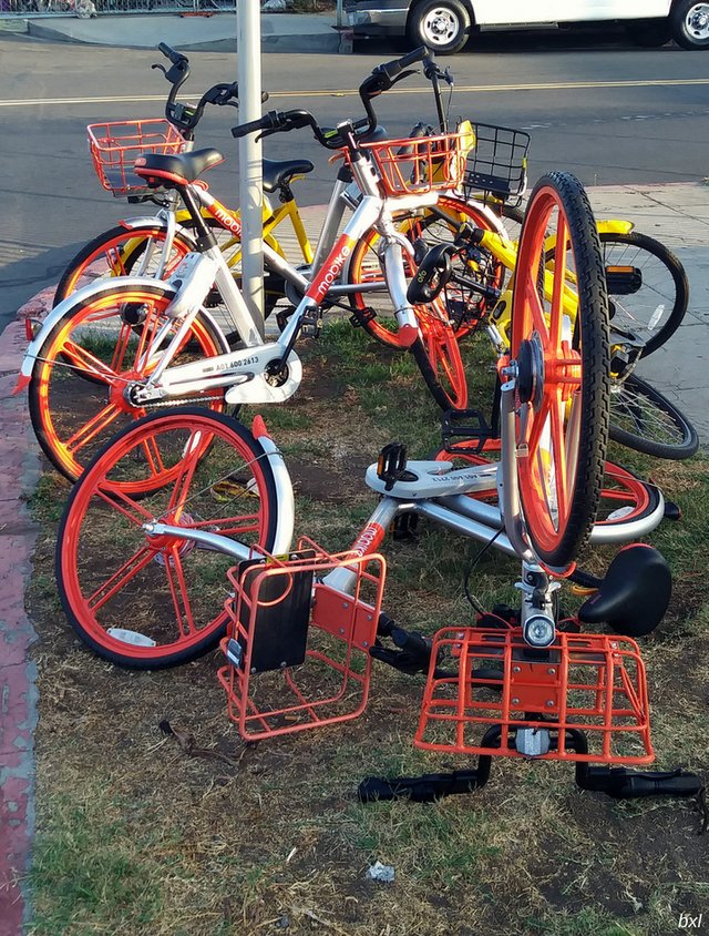 Abandoned dockless bikes San Diego california bxlphabet.jpg