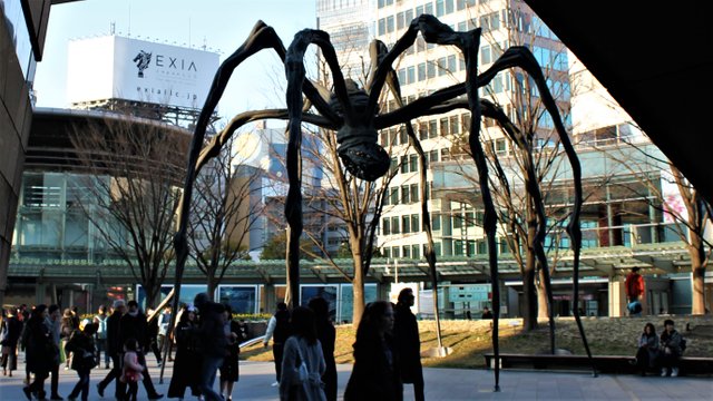 Tokyo Travel The Best Shooting Angle Gigantic Spider The Roppongi Hills 六本木ヒルズ森タワー前の蜘蛛 ママン Steemit