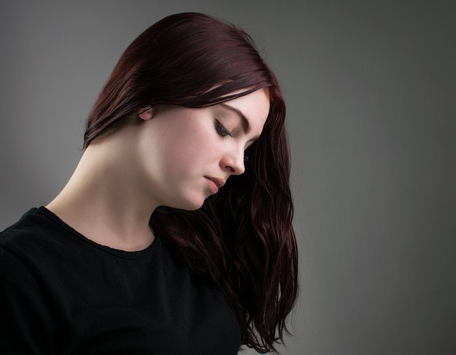 woman-3161015_1280.jpg