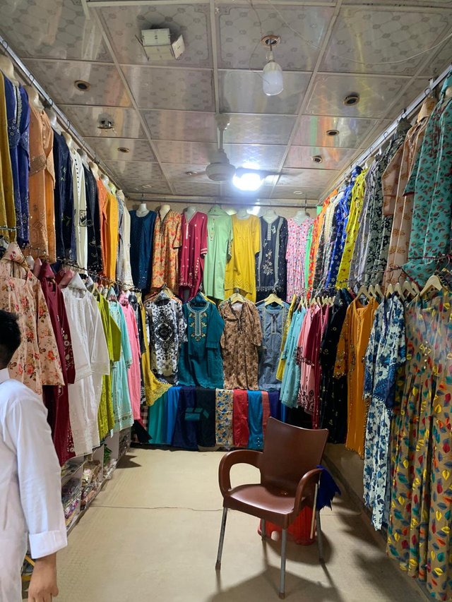 clothes stichess .jpg