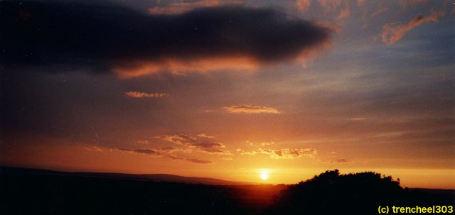 Orkney Sunset June 2003 EDIT 1 sharpened.jpg