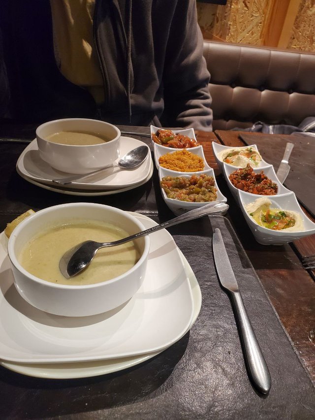 l'entrée de menu soupe + harissa...jpeg