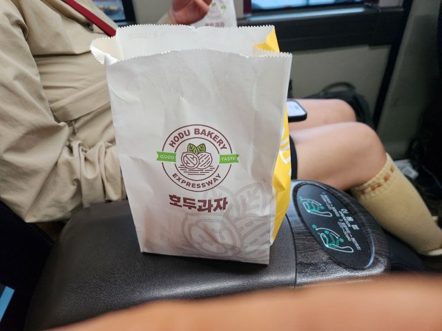 KakaoTalk_20250520_213841952_02.jpg