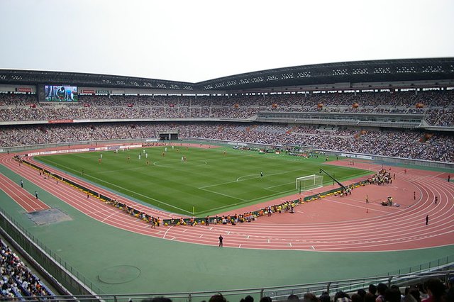 800px-NISSANSTADIUM20080608.JPG