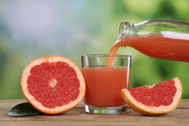 grapefruit-and-grapefruit-juice.jpg