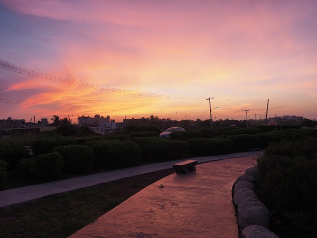 P7270784-isla-mujeres-vibrant-sunset.jpg