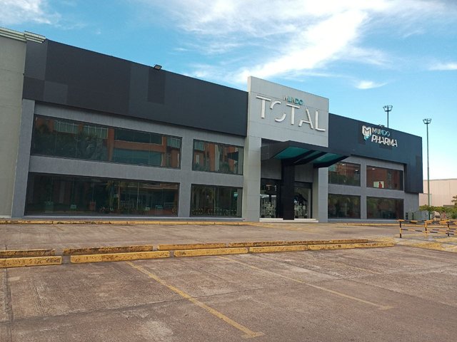 Tienda Total CC la Cascada.jpg