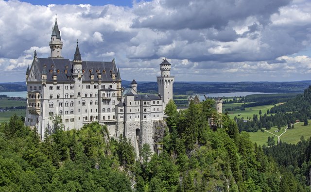 neuschwanstein-castle-467116.jpg