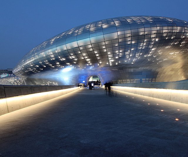 1110x930px-Dongdaemun_Design_Plaza_7.jpg