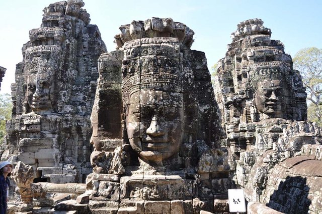 Ho Chi Minh city Angkor tour 4 days 3 nights-3.jpg