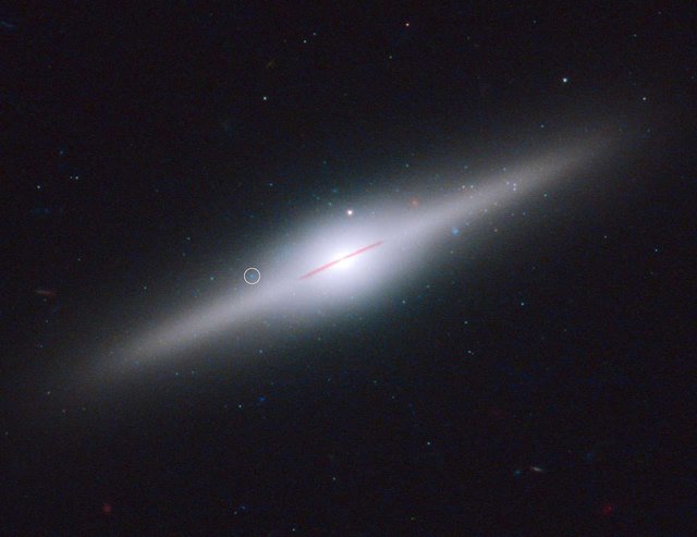 ESO_243-49_(HST).jpg