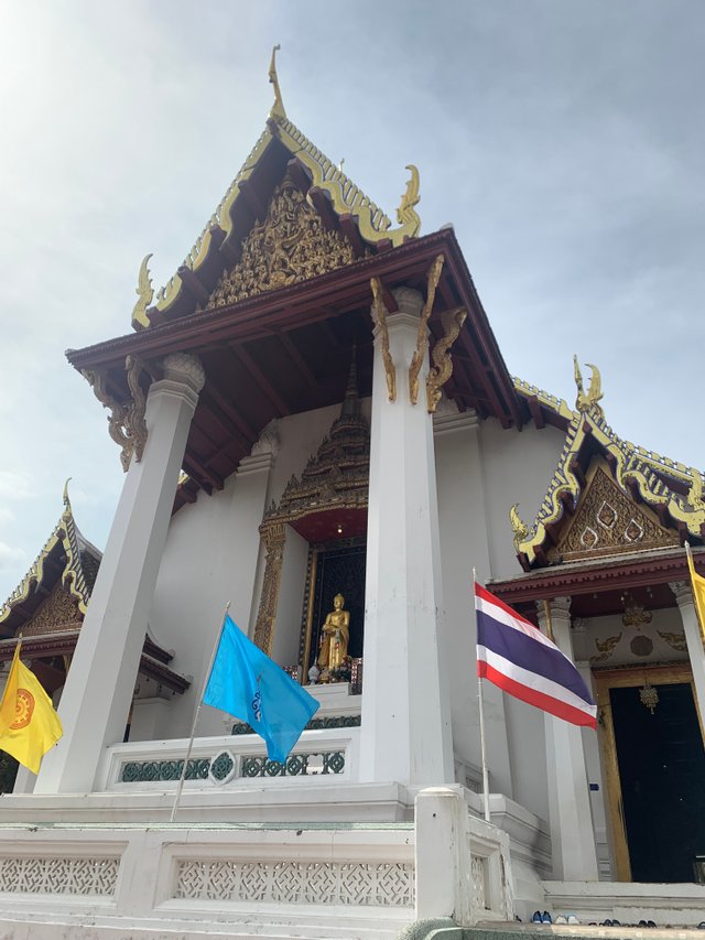 Wat Na Phra Meru16.jpg