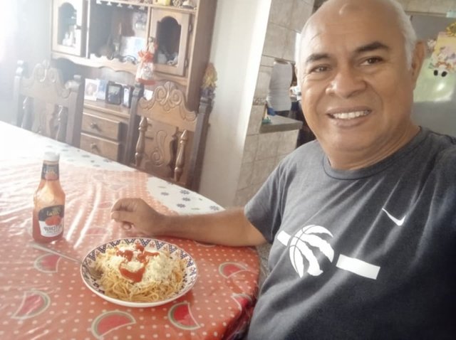 almuerzo 72.jpg