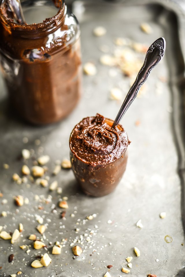 Homemade Chocolate Hazelnut Butter (Nutella)(vegan)-2.jpg