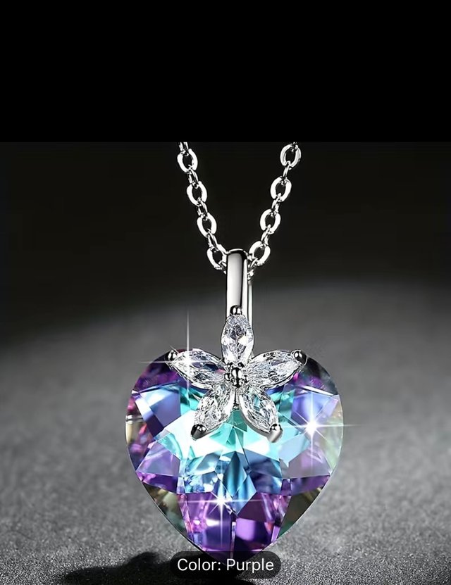 Delicate Luxury Crystal Heart Pendant.jpg