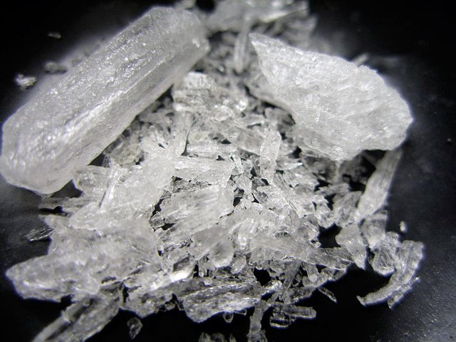 Crystal-meth.jpg