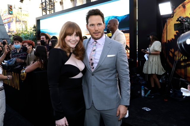 chris_pratt_bryce_dallas_howard.jpeg