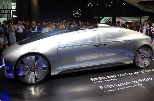 Mercedes Benz F 015.jpg