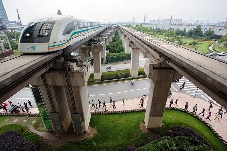 1200px-The_Shanghai_Transrapid_maglev_train.jpg