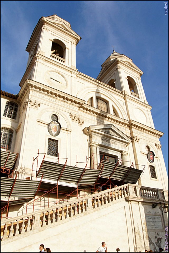 EU121020-235147.jpg
