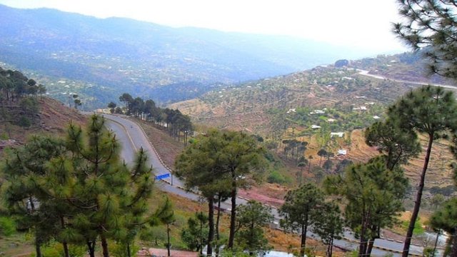 A_beautiful_view_of_Murree_Pakistan-768x432.jpg