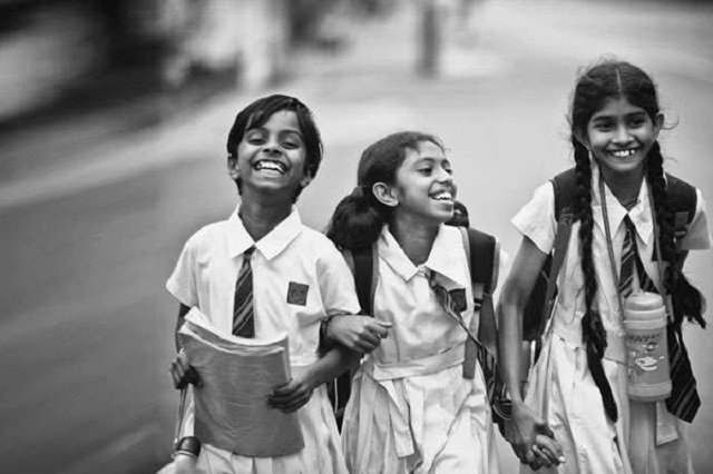 school-kids-in-sri-lanka.jpg