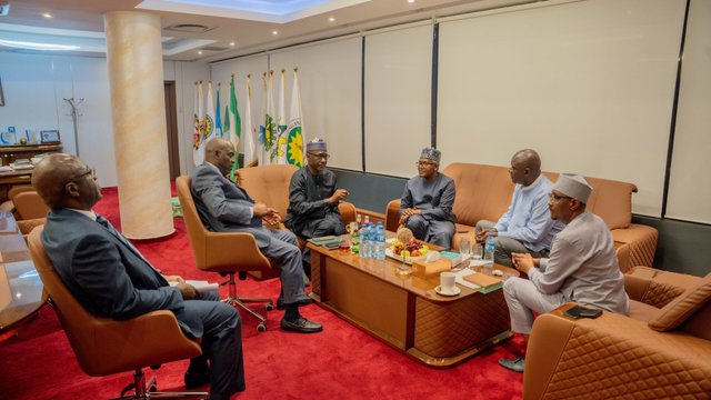 Petroleum-Minister-hosts-crucial-meeting-with-Dangote-NMDPRA-NUPRC-NNPC-leadership-to-resolve-ongoing-crisis-scaled.jpg