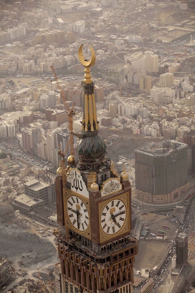 wp9400756-makkah-royal-clock-tower-wallpapers.jpg