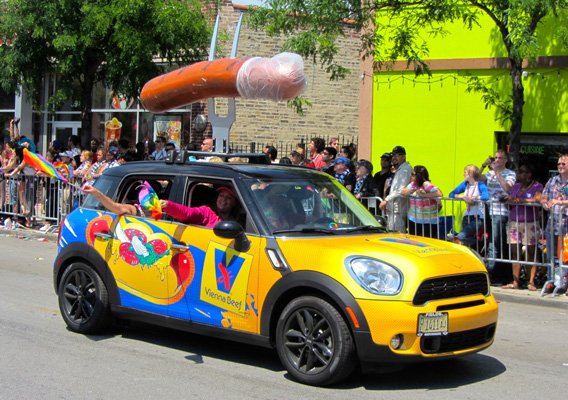 Safe_Sex_Vienna_Beef_(9185662044)-.jpg