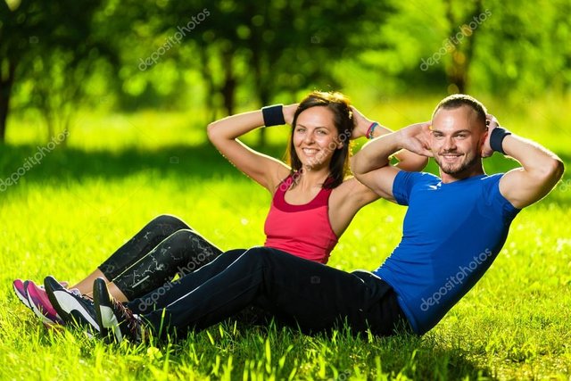 depositphotos_111641706-stock-photo-couple-exercising-at-the-city.jpg